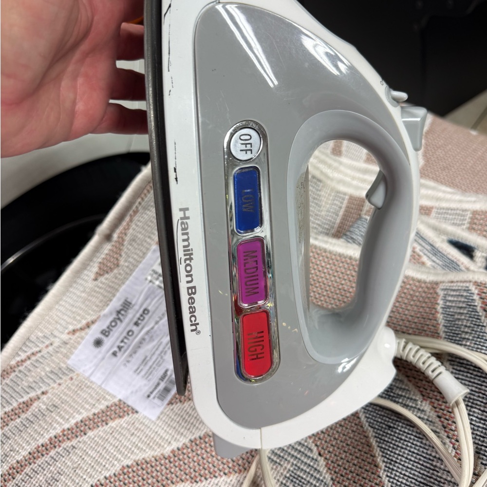 Hamilton Beach Iron with Gray Soleplate